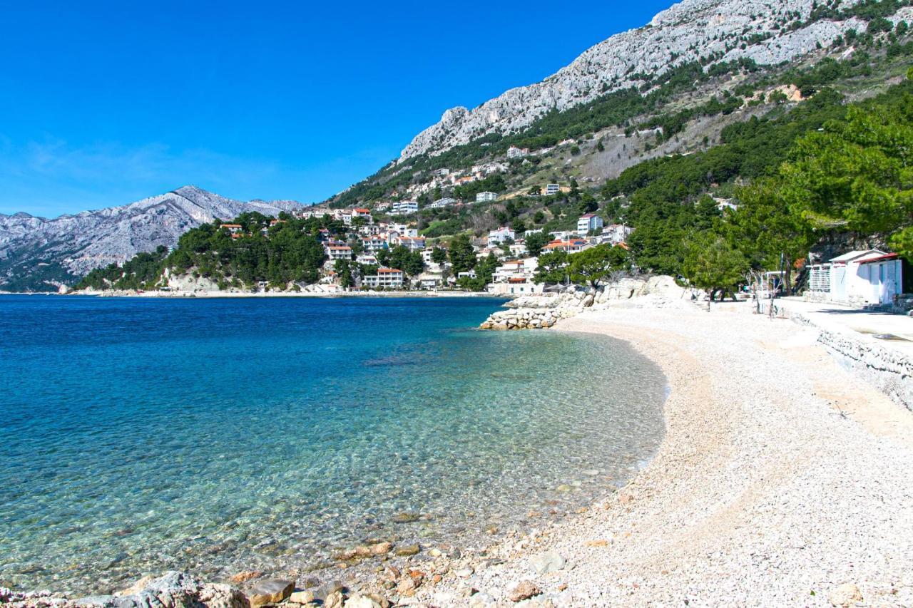 Apartments By The Sea Brela, Makarska - 20778 Dış mekan fotoğraf