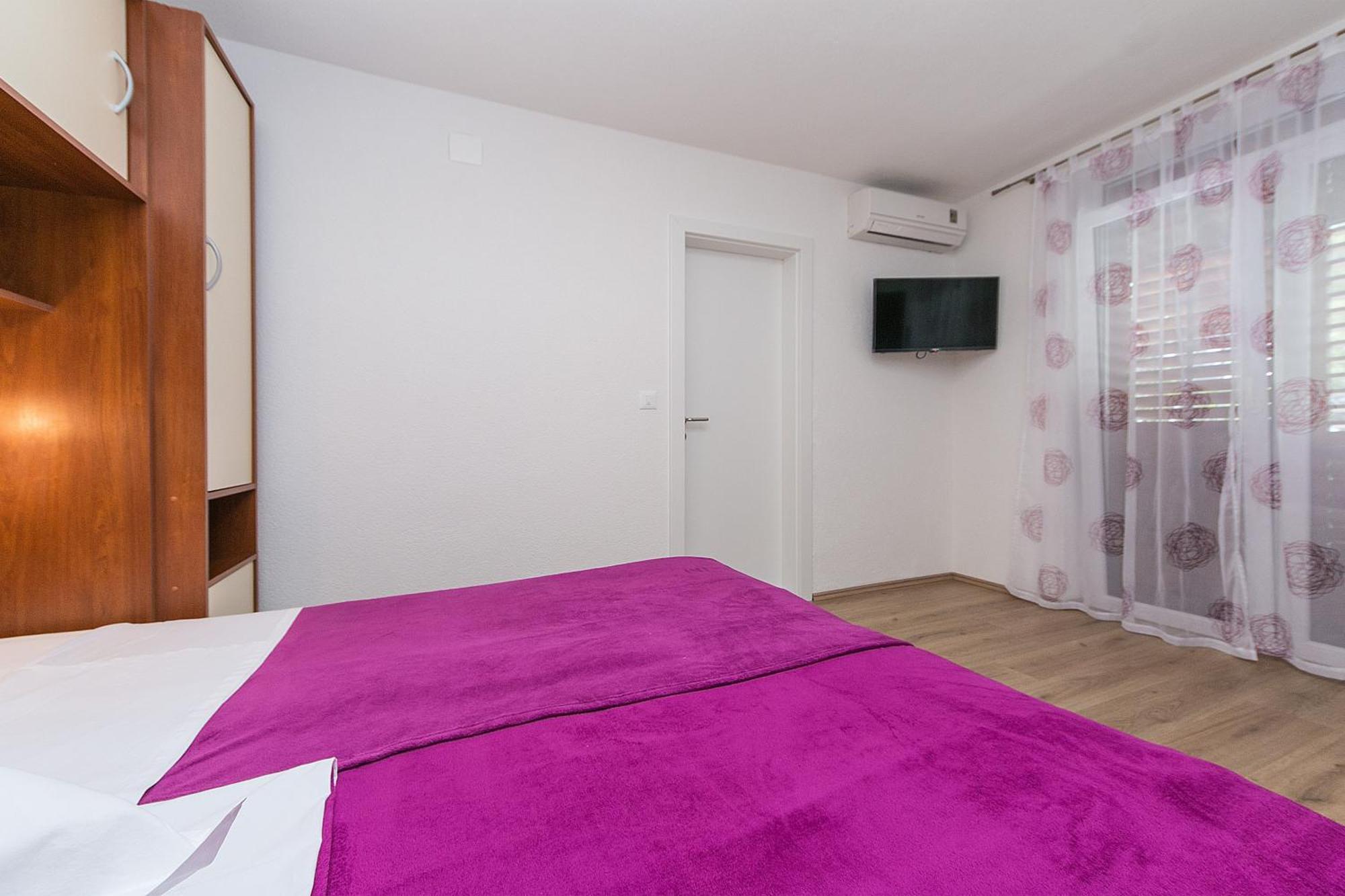 Apartments By The Sea Brela, Makarska - 20778 Oda fotoğraf