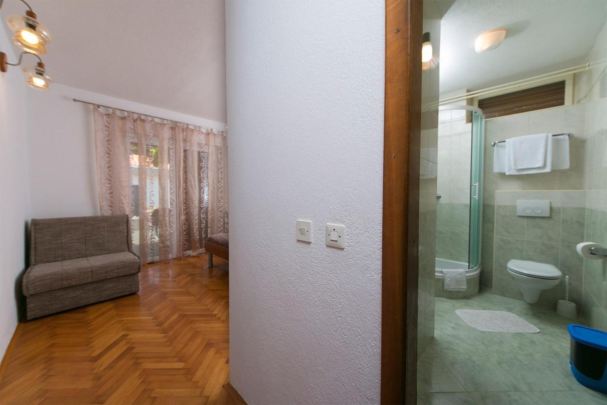 Apartments By The Sea Brela, Makarska - 20778 Oda fotoğraf